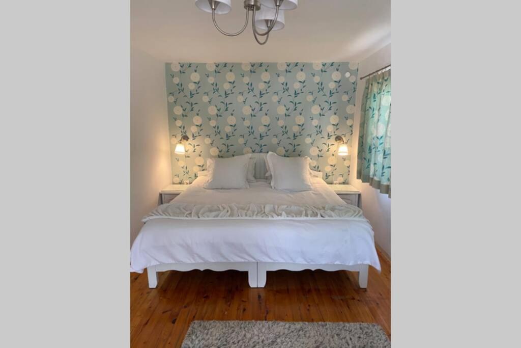 Angliiska Vila อาร์บานาซิ ภายนอก รูปภาพ