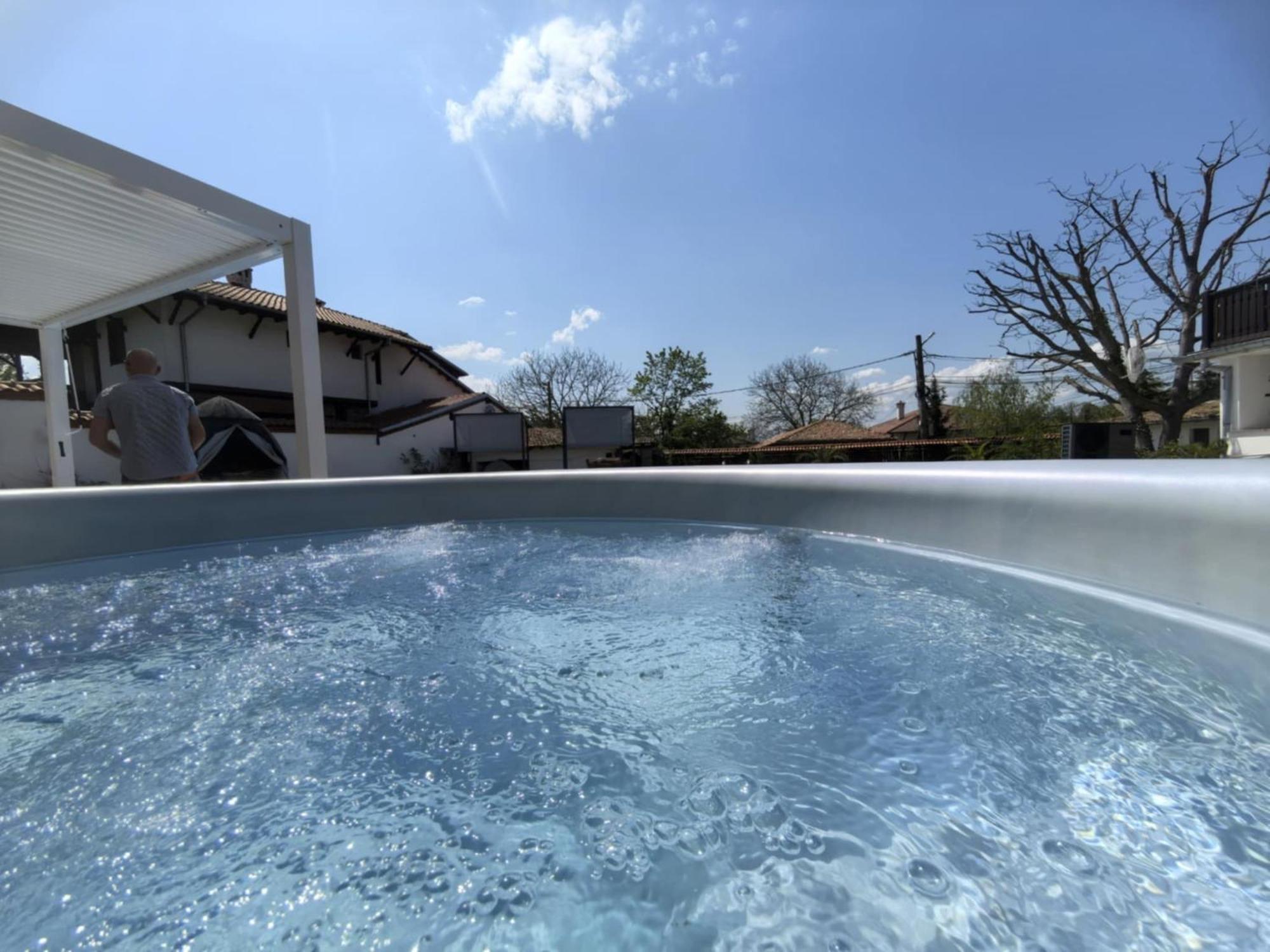 Angliiska Vila อาร์บานาซิ ภายนอก รูปภาพ